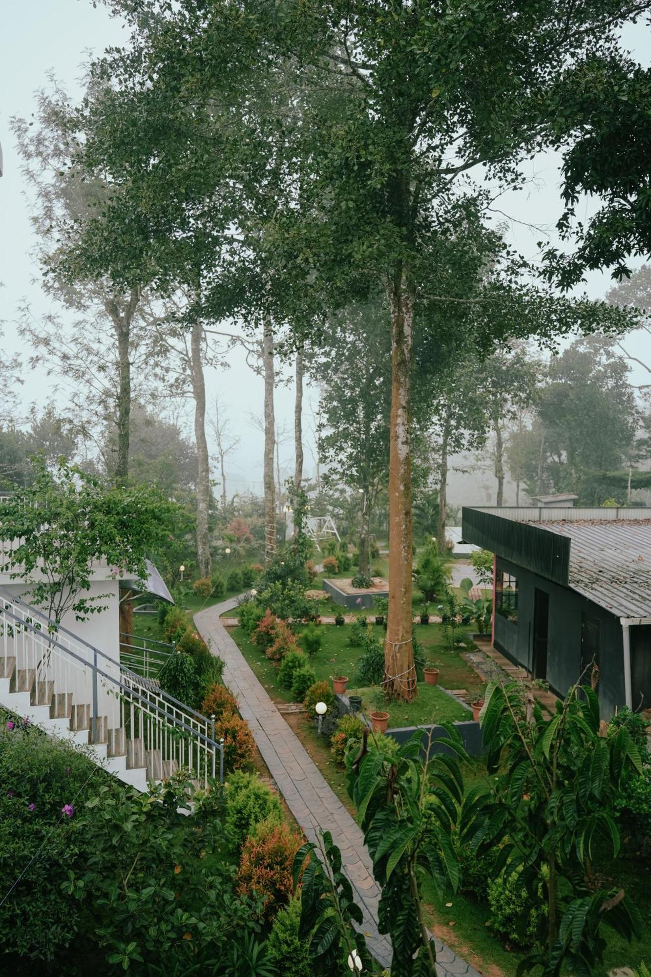 Haze Woods Resort Vaduvanchal Extérieur photo