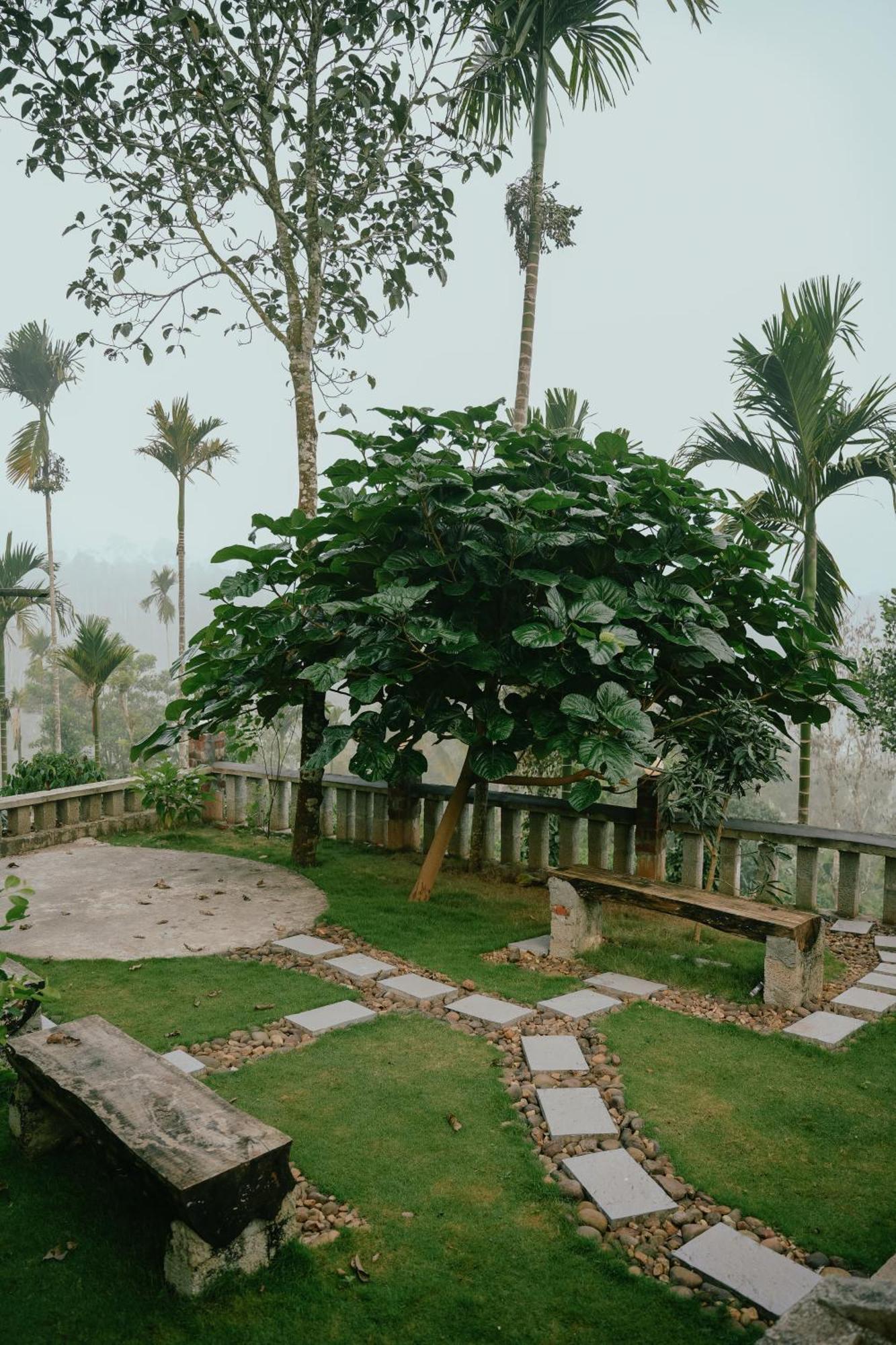Haze Woods Resort Vaduvanchal Extérieur photo