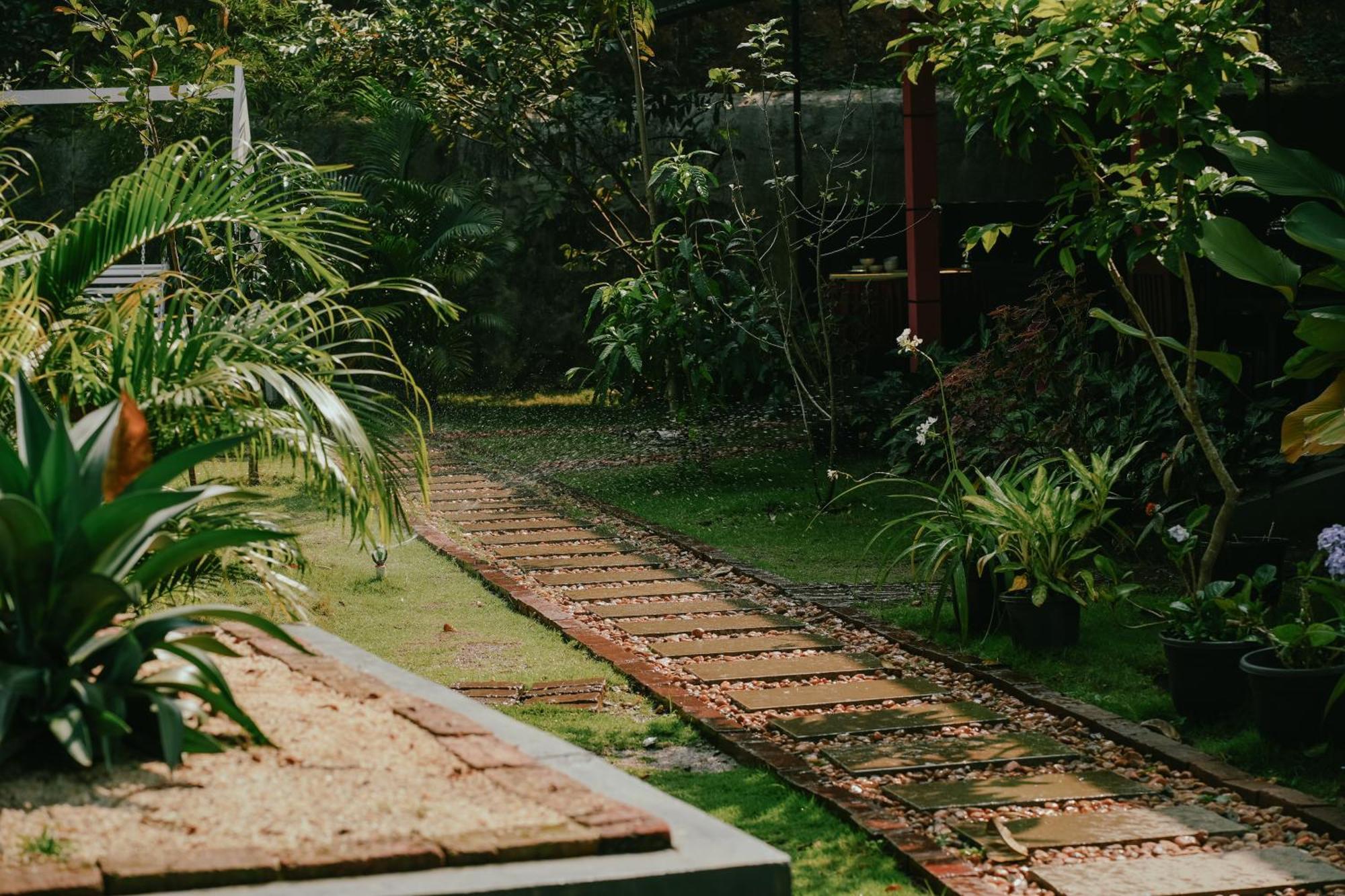 Haze Woods Resort Vaduvanchal Extérieur photo