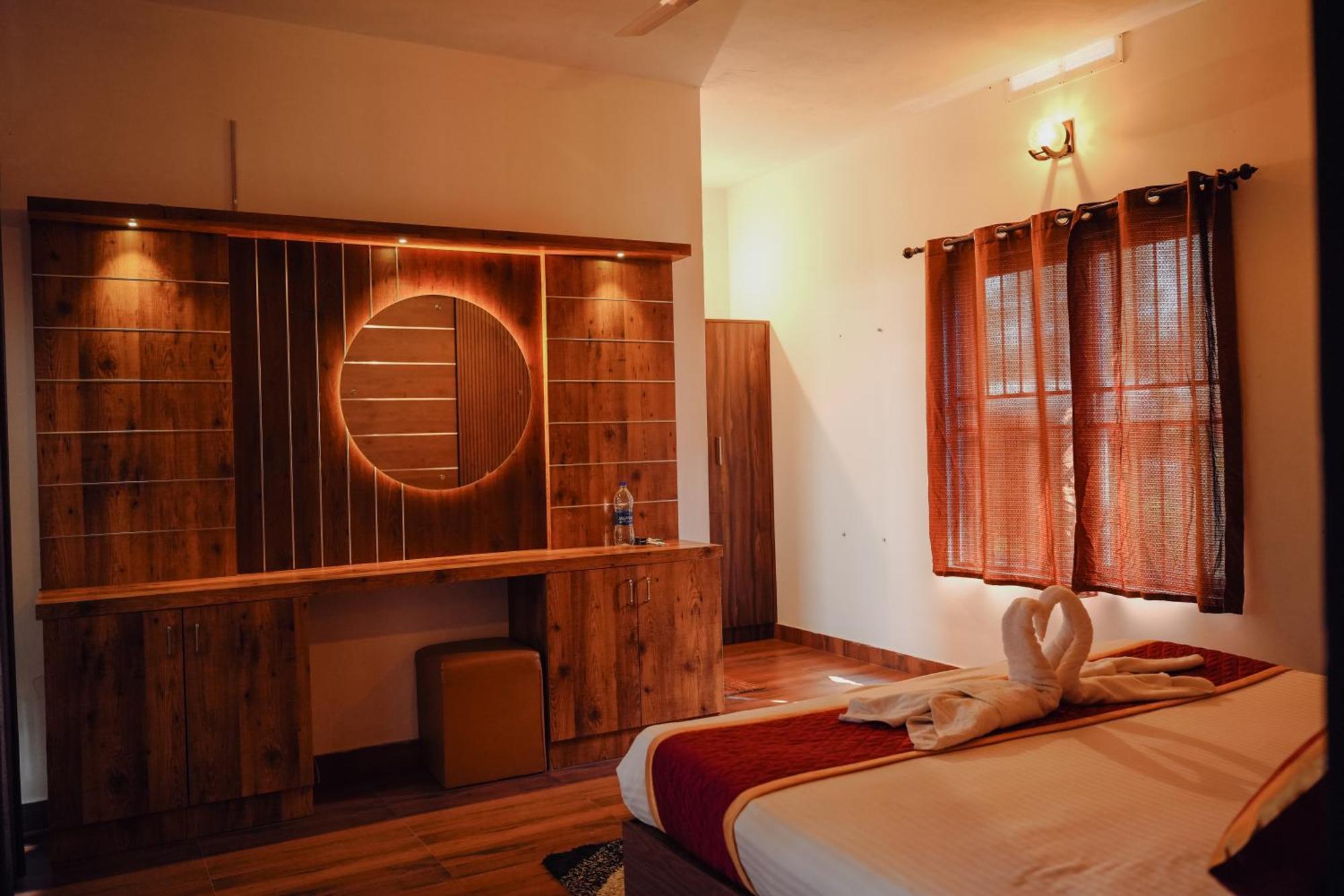 Haze Woods Resort Vaduvanchal Extérieur photo