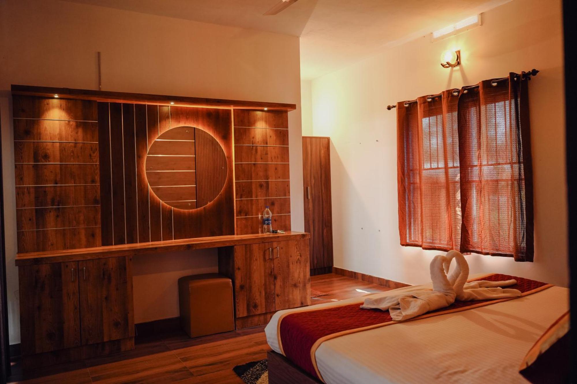 Haze Woods Resort Vaduvanchal Extérieur photo