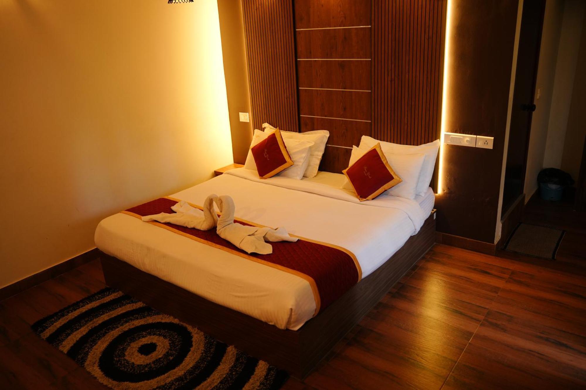 Haze Woods Resort Vaduvanchal Extérieur photo