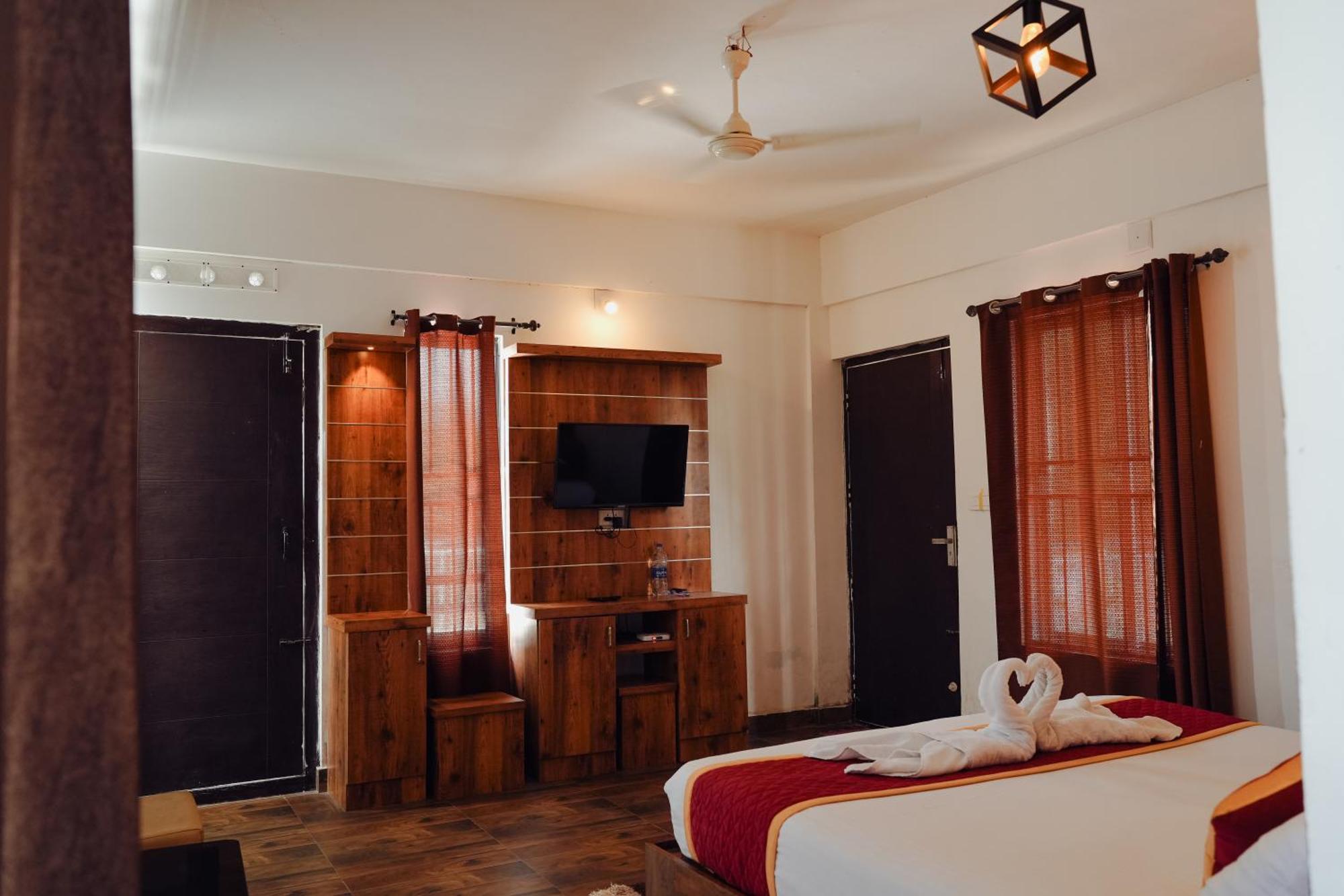 Haze Woods Resort Vaduvanchal Extérieur photo